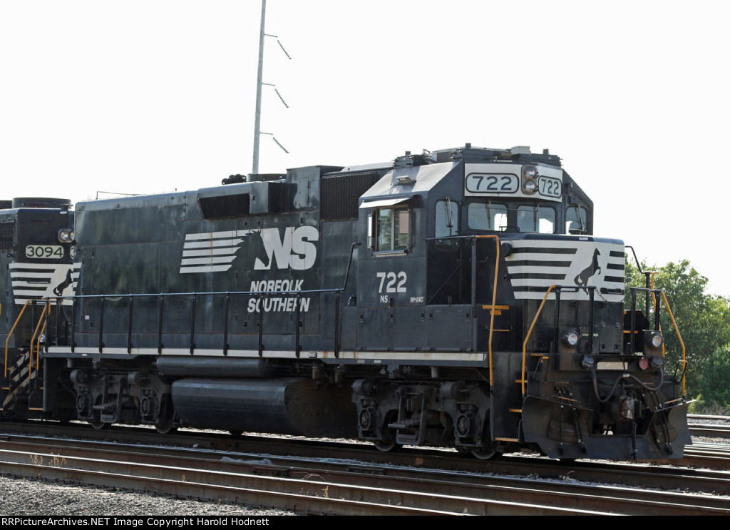 NS 722